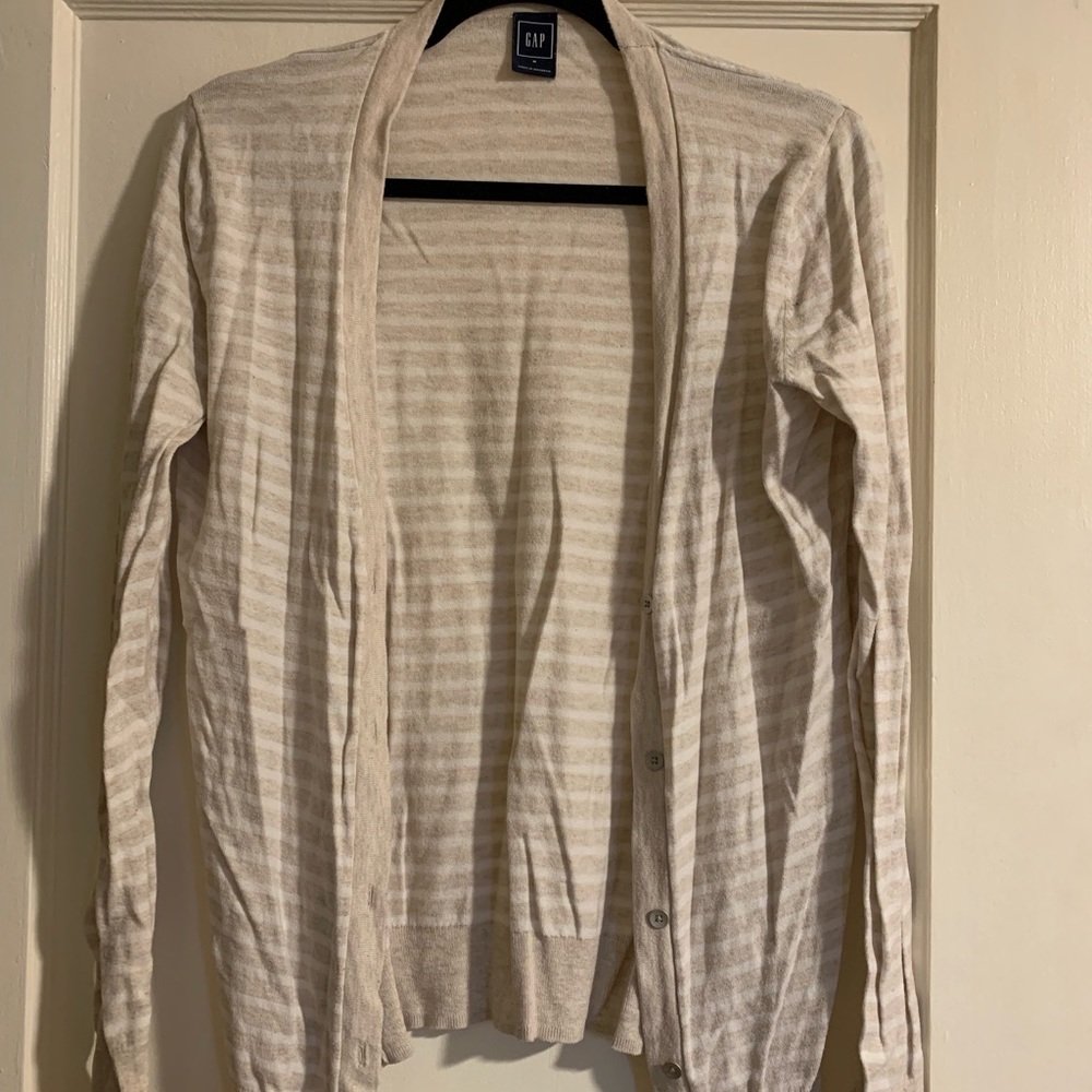 Gap cardigan